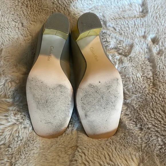 Calvin Klein Blaine Pump - Picture 2 of 8